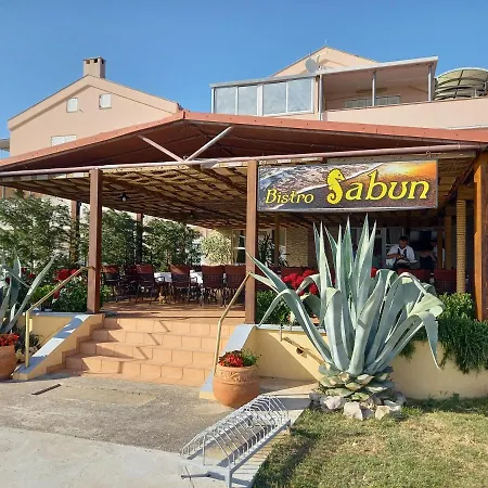 Sun And Sand Privlaka Апартаменты